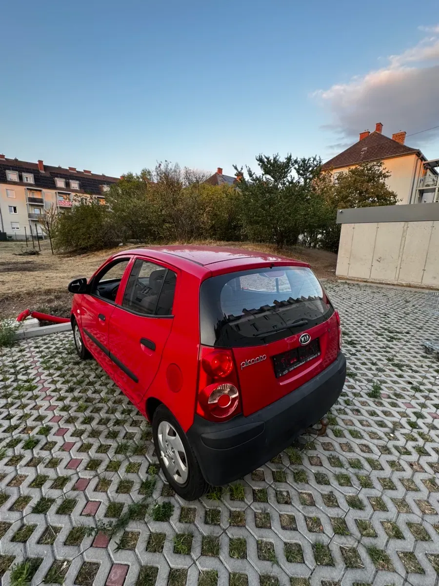 Kia Picanto 2009 photo 2