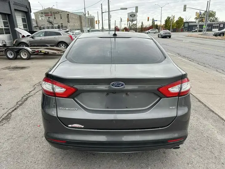 Ford Fusion 2016 photo 5