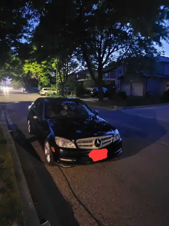 Mercedes-Benz C300 2011 photo 2