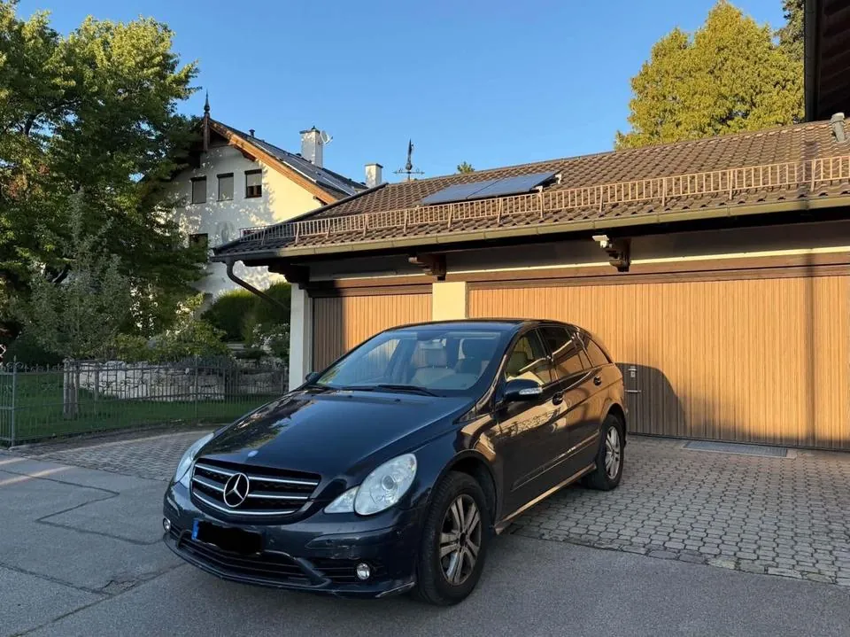 Mercedes-Benz R-Class