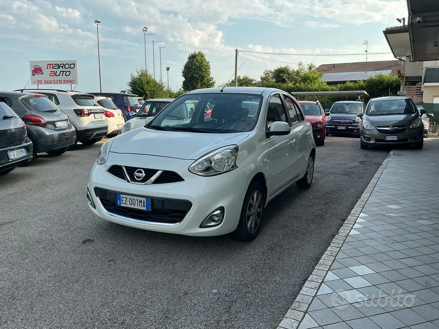 Nissan Micra 2015 photo 5