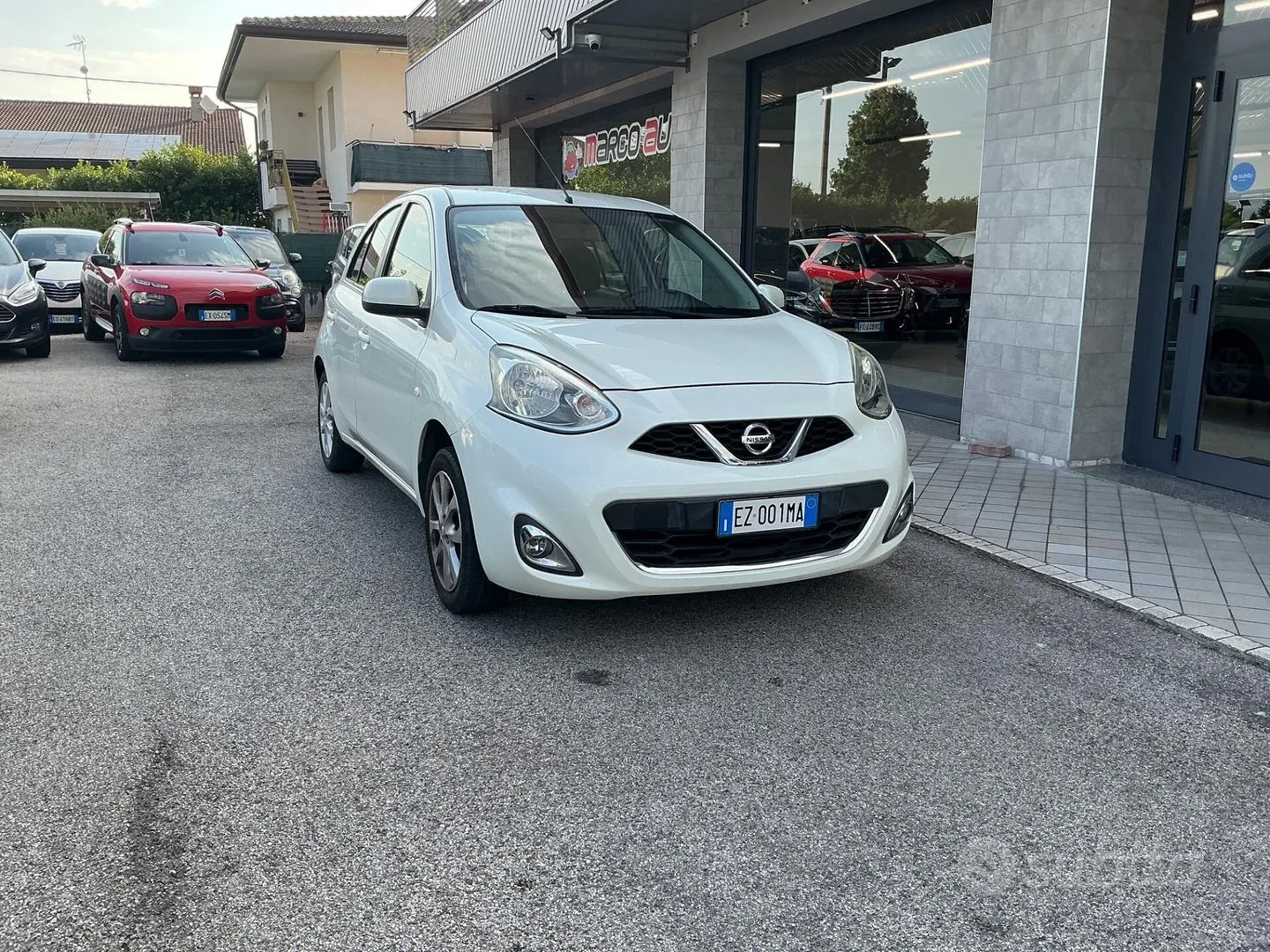 Nissan Micra 2015 photo 2