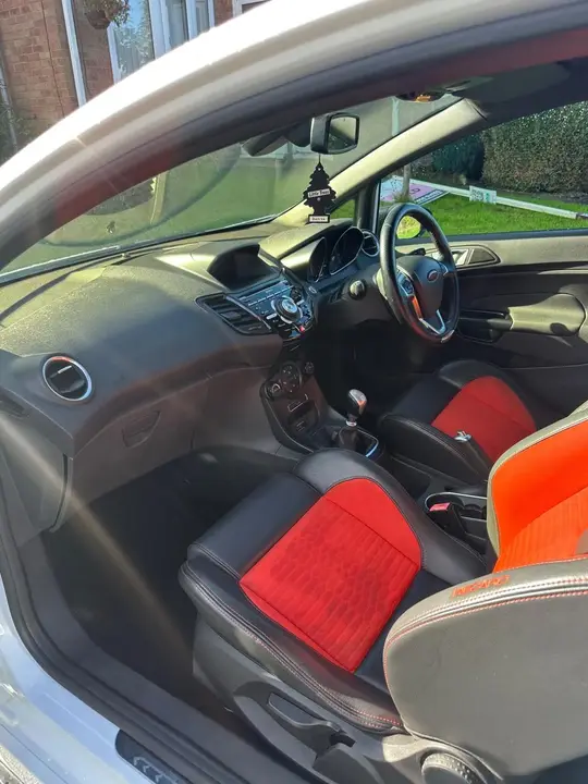 Ford Fiesta 2016 photo 5