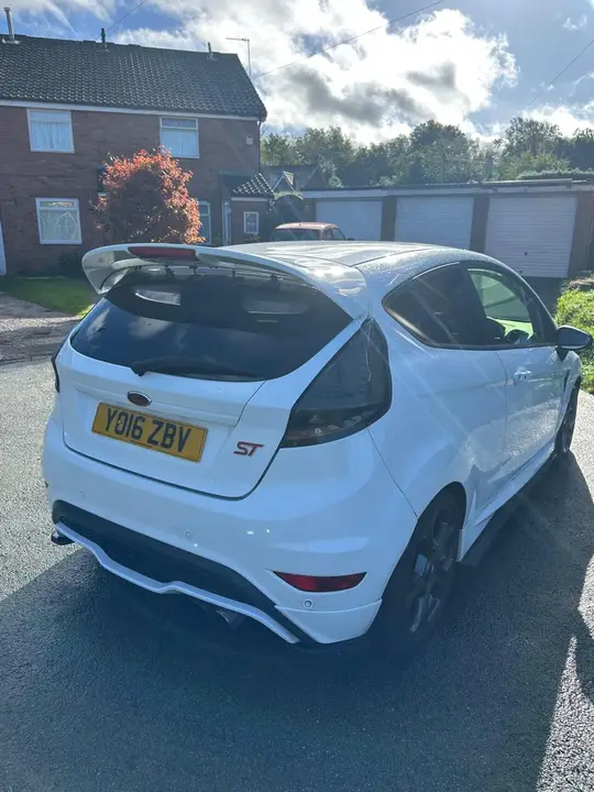 Ford Fiesta 2016 photo 4