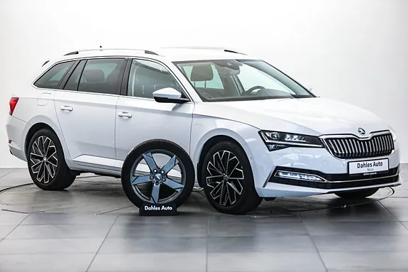 Skoda Superb 2021 photo 2