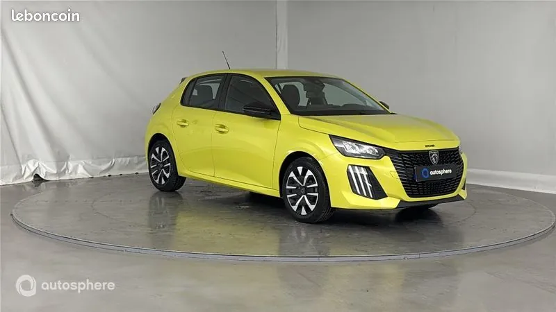 Peugeot 208 2024 photo 3