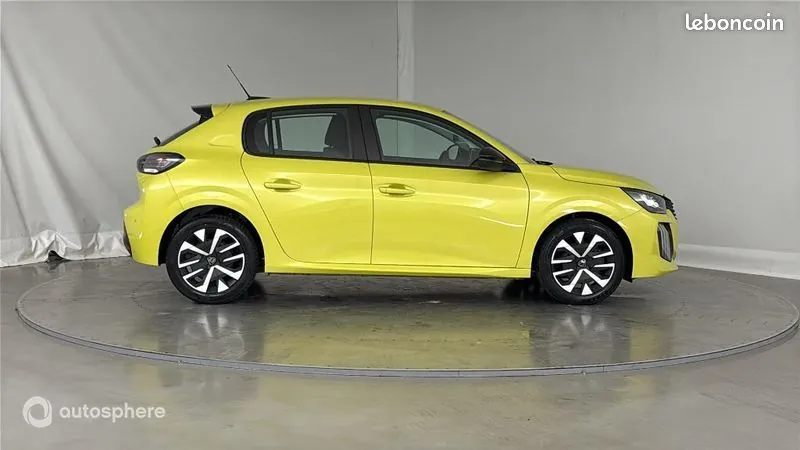 Peugeot 208 2024 photo 4