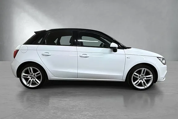 Audi A1 2014 photo 5