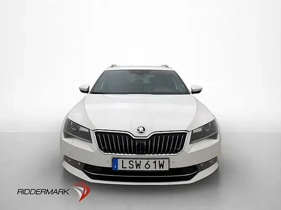 Skoda Superb 2019 photo 2