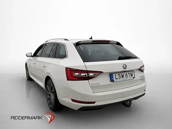 Skoda Superb 2019 photo 5