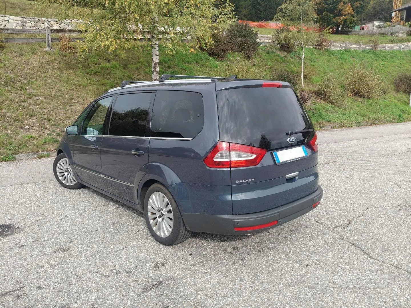 Ford Galaxy 2014 photo 5