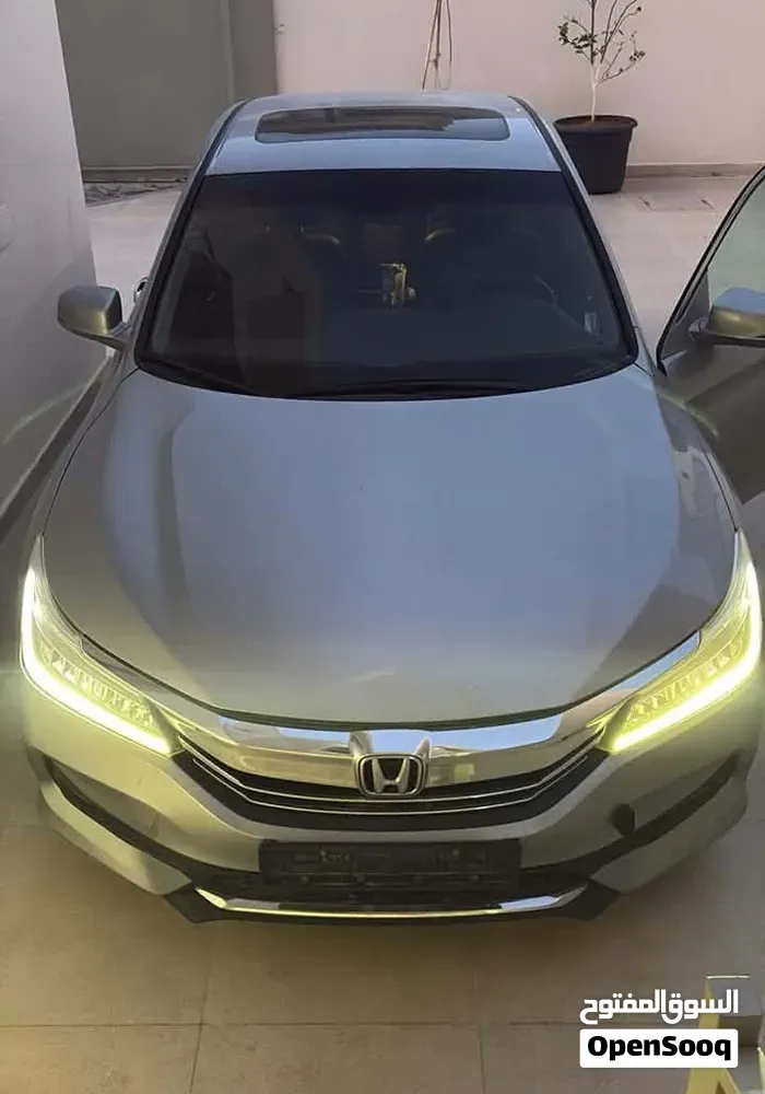 Honda Accord 2017 photo 5