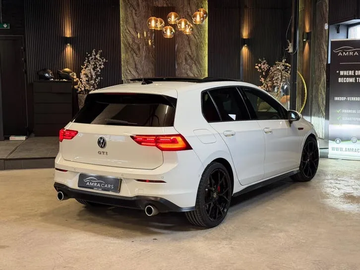 Volkswagen Golf 2020 photo 2