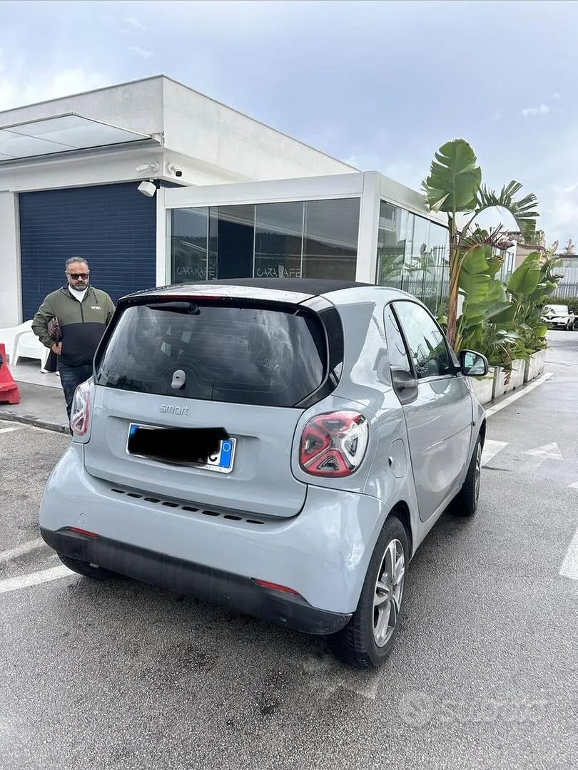 Smart Fortwo 2019 photo 5