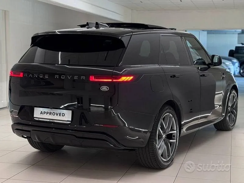 Land Rover Range Rover Sport 2023 photo 2