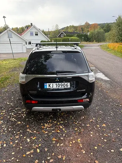 Mitsubishi Outlander 2014 photo 2