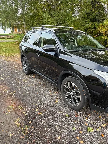 Mitsubishi Outlander 2014 photo 4