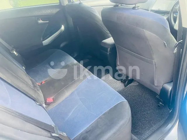 Toyota Prius 2012 photo 2