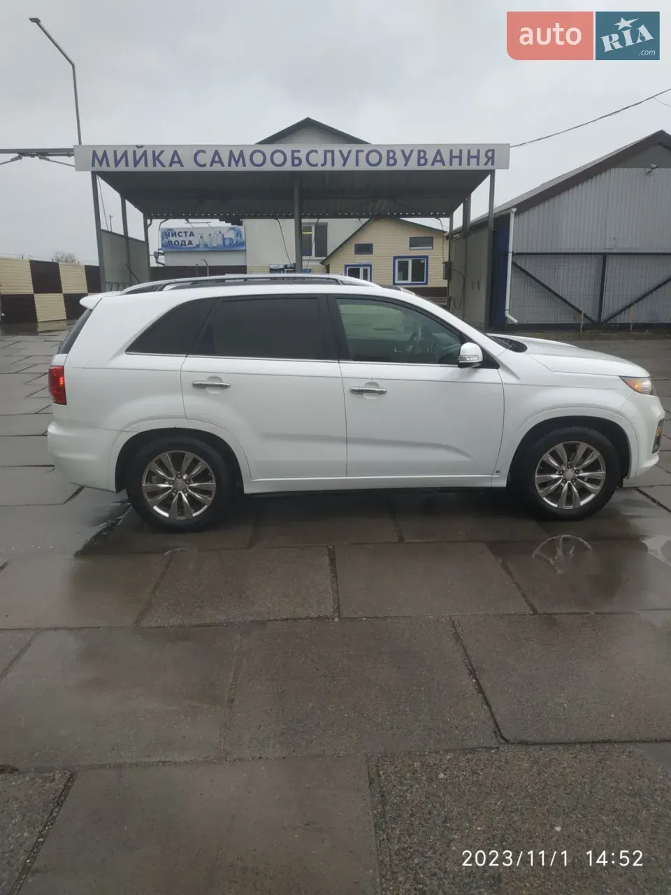 Kia Sorento 2011 photo 4