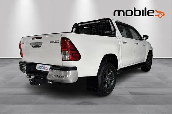 Toyota Hilux 2025 photo 3