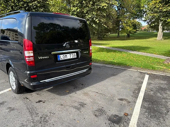 Mercedes-Benz Viano 2011 photo 3
