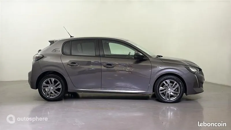 Peugeot 208 2022 photo 4