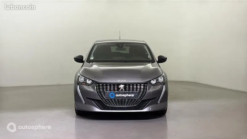 Peugeot 208 2022 photo 2