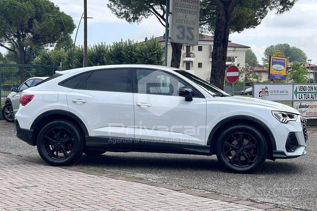 Audi Q3 2020 photo 4