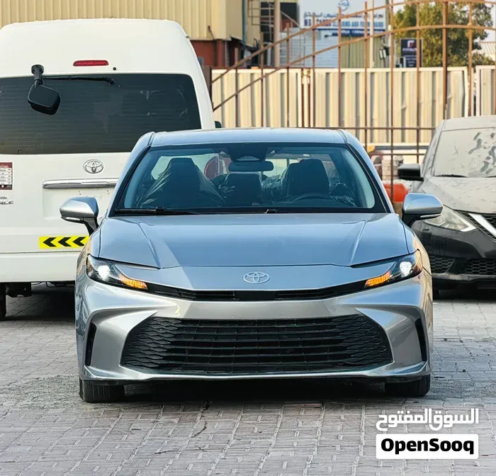 Toyota Camry 2025 photo 3