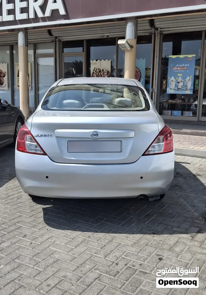 Nissan Sunny