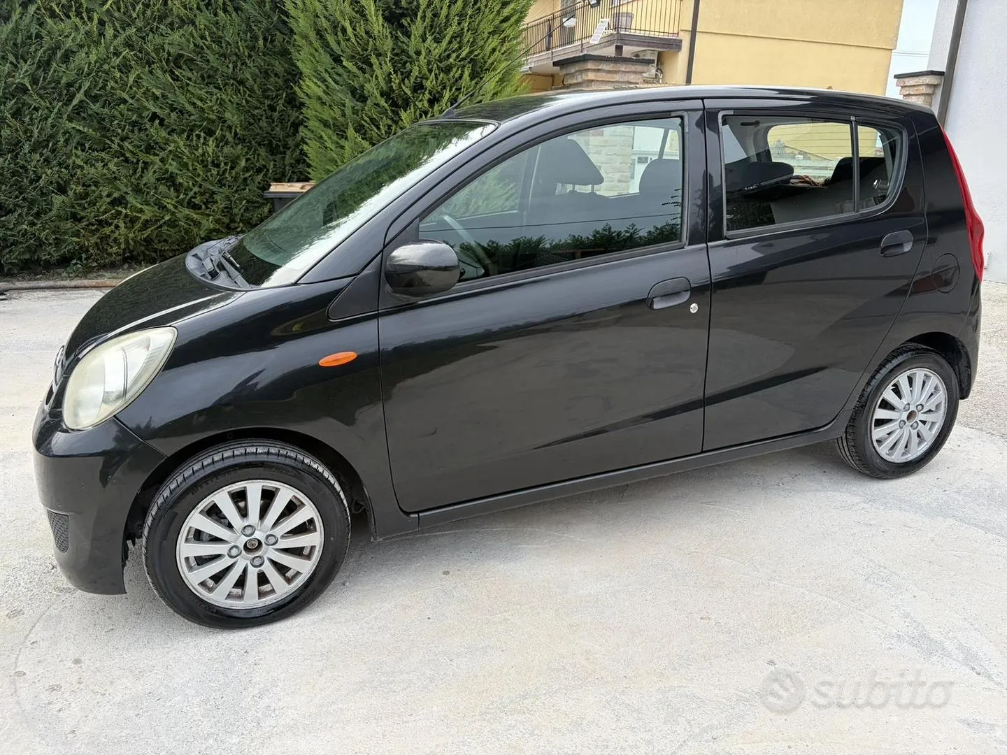 Daihatsu Cuore 2007 photo 2