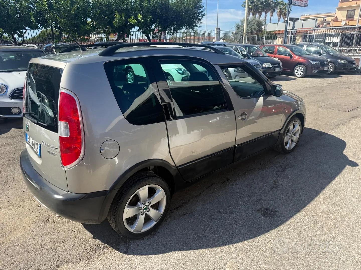 Skoda Roomster 2012 photo 4