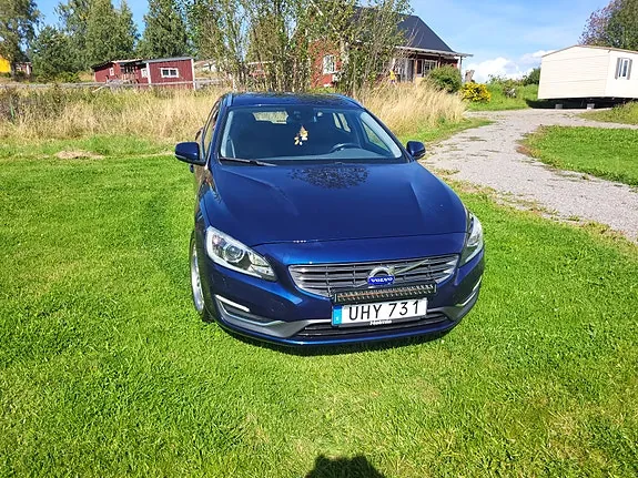 Volvo V60 2014 photo 5