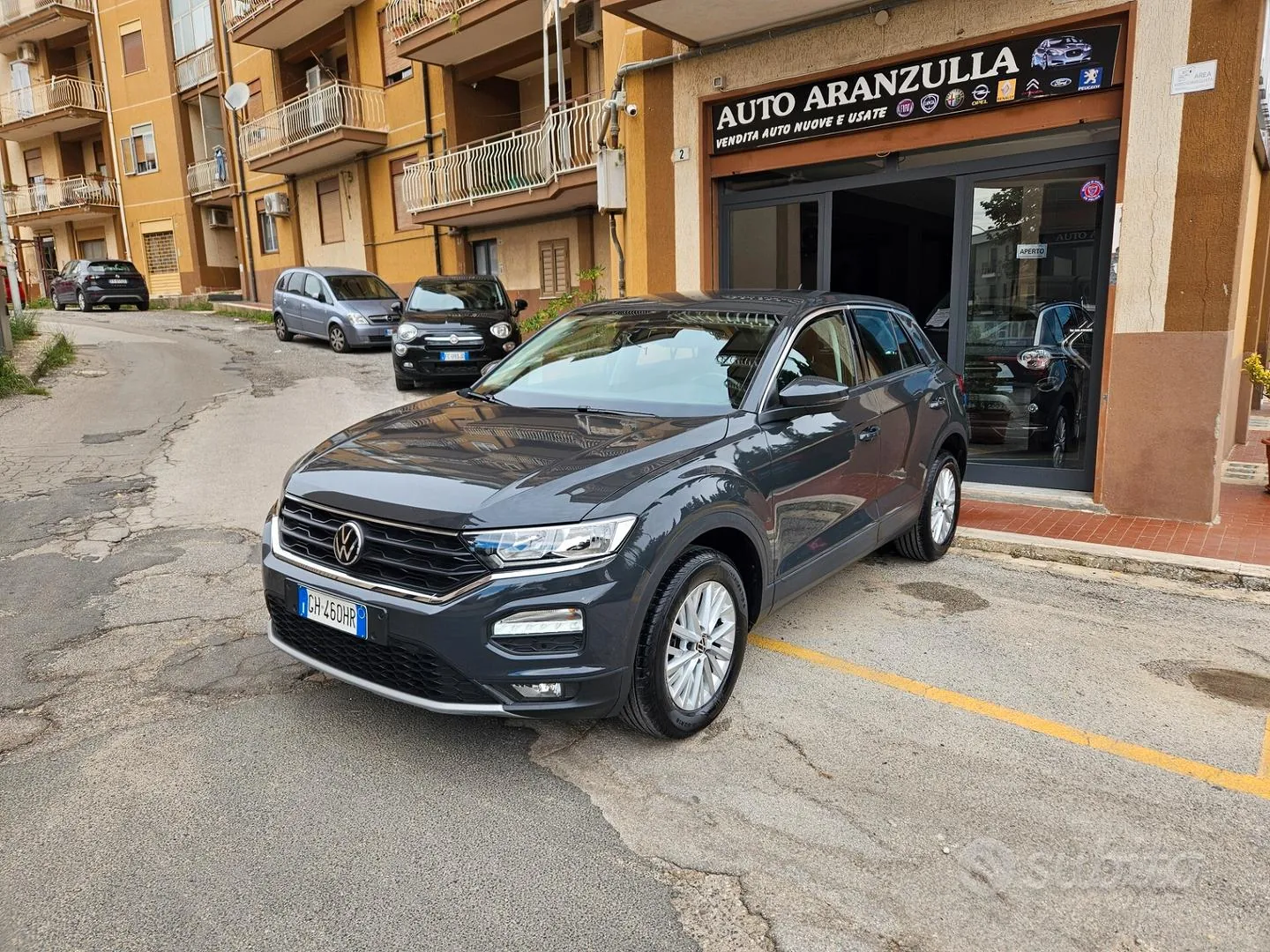 Volkswagen T-Roc 2021 photo 2