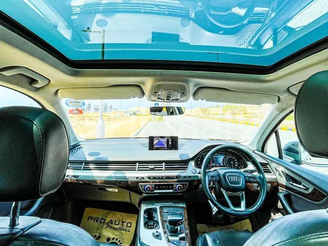 Audi Q7 2016 photo 3