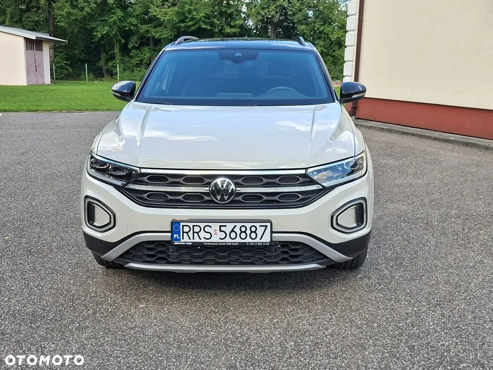 Volkswagen T-Roc 2024 photo 2