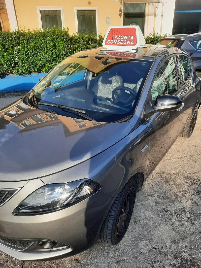 Lancia Ypsilon 2022 photo 3
