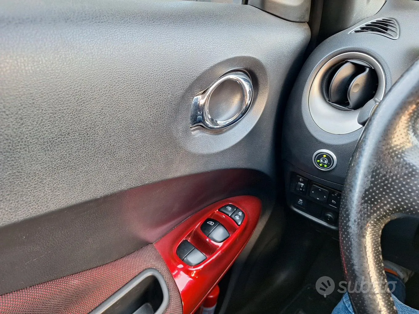 Nissan Juke 2013 photo 4