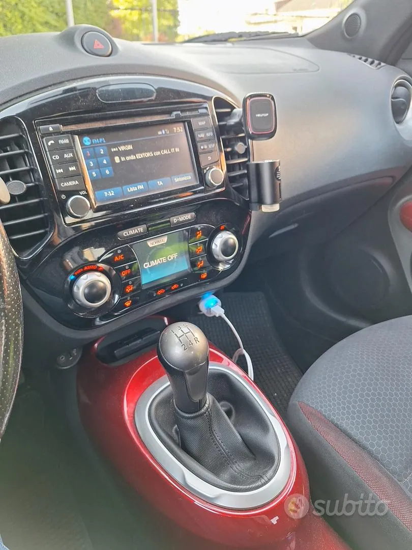 Nissan Juke 2013 photo 2