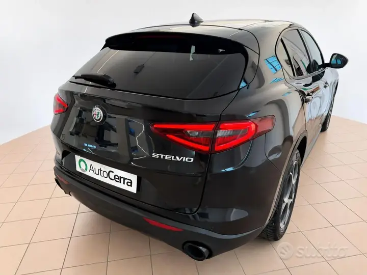 Alfa Romeo Stelvio 2022 photo 5