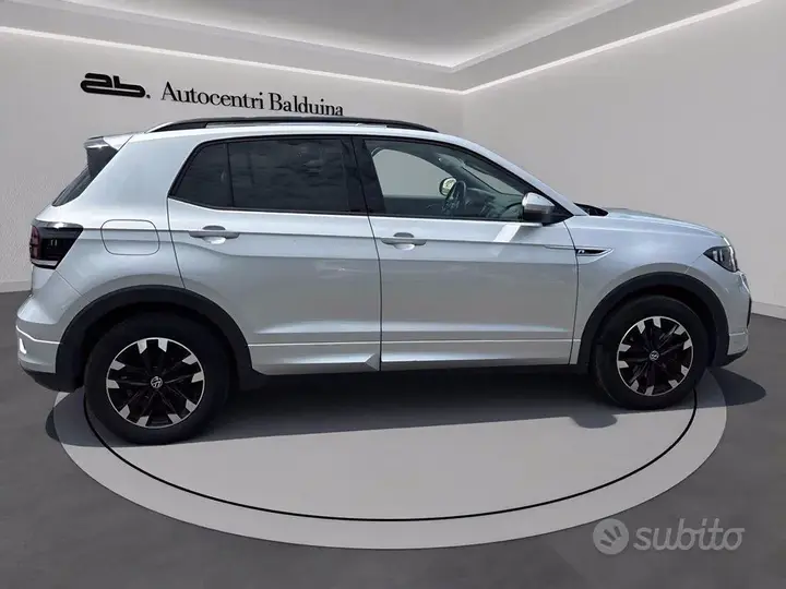 Volkswagen T-Cross 2023 photo 2