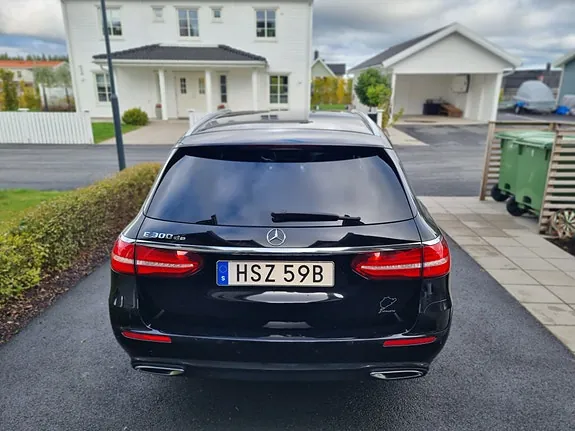 Mercedes-Benz E300 De 2020 photo 4