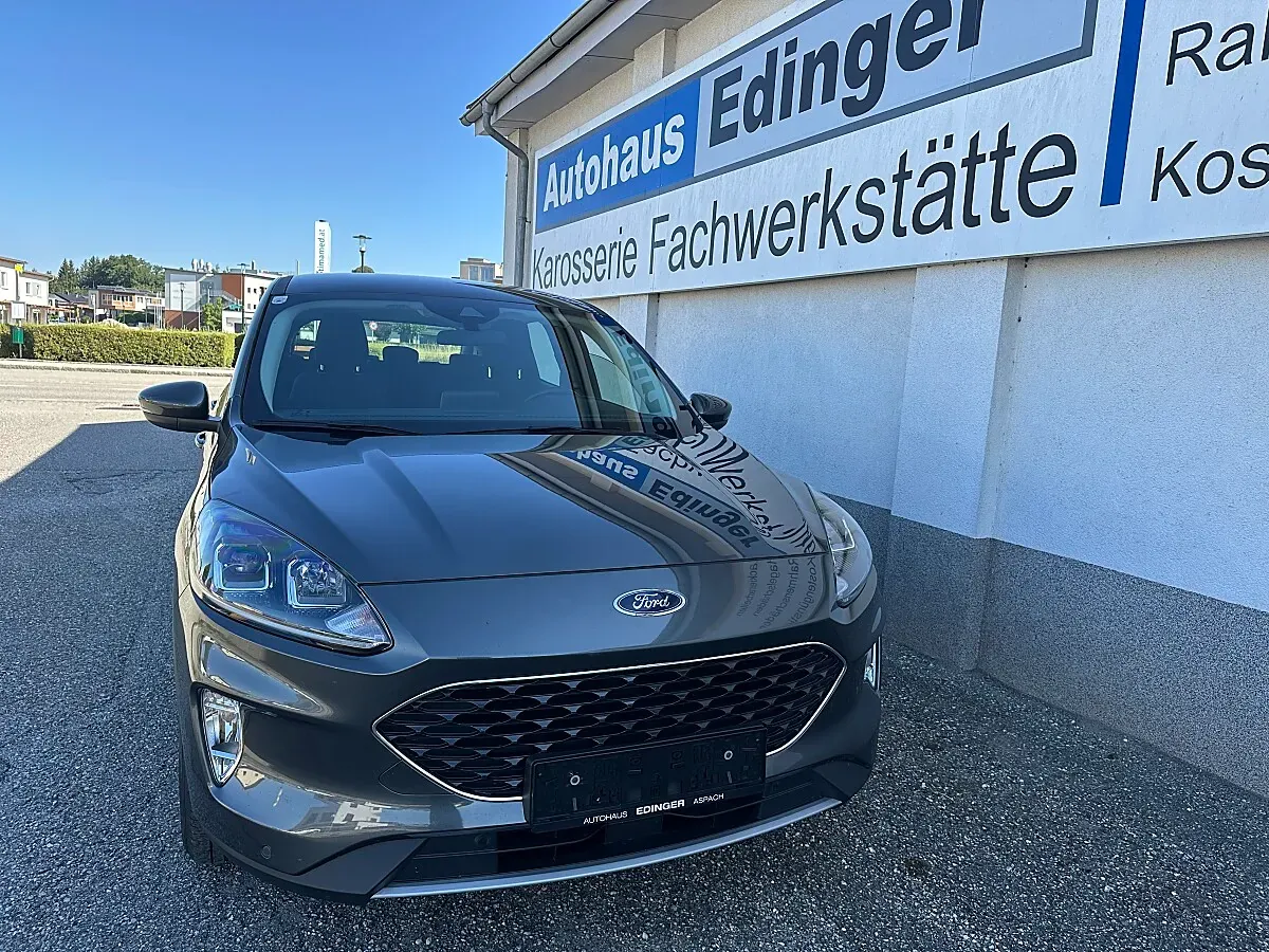 Ford Kuga 2023 photo 2