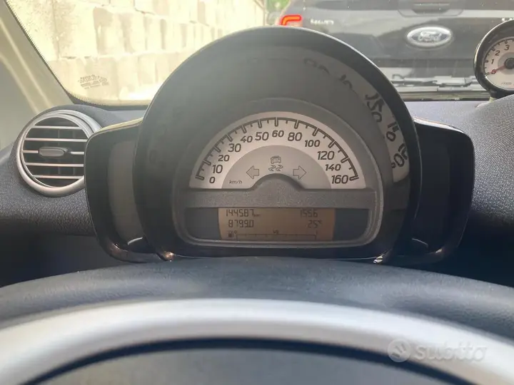 Smart Fortwo 2012 photo 5