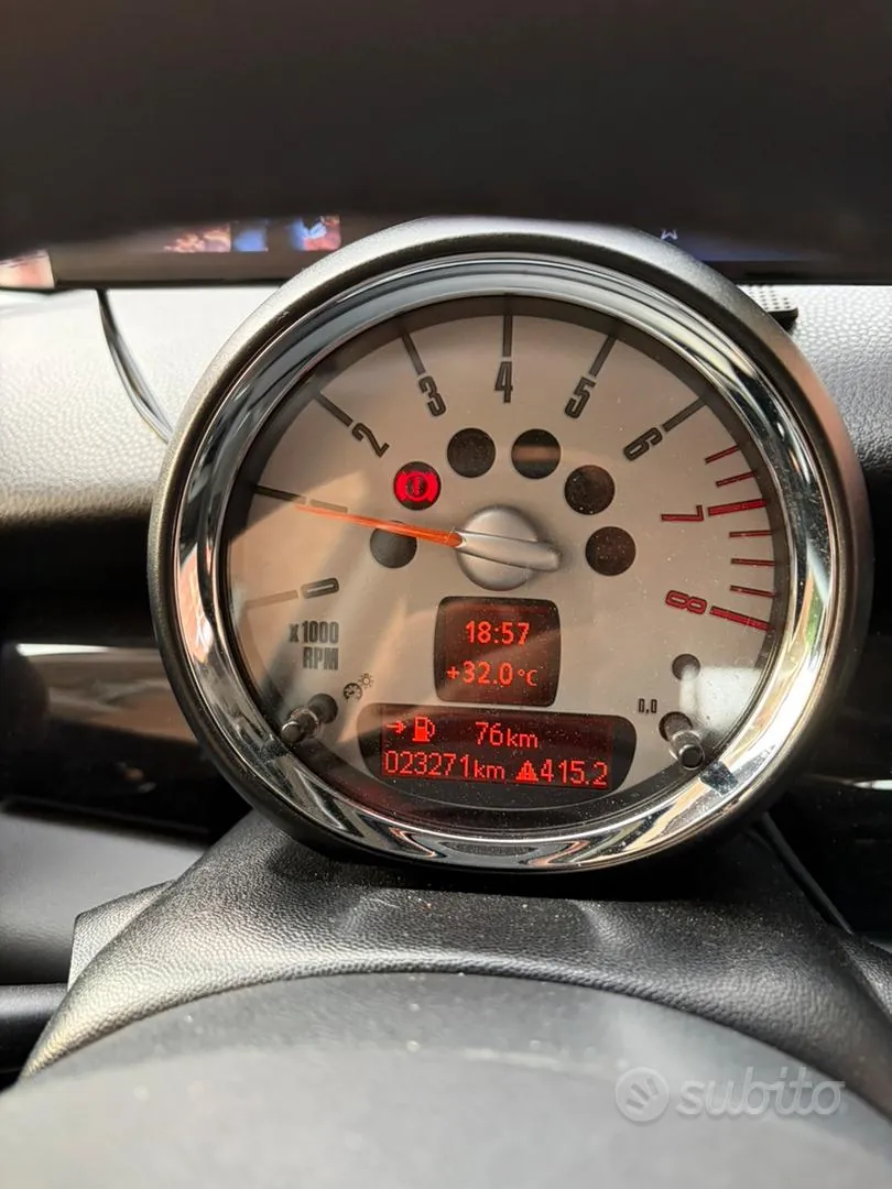 Mini Mini Cooper S 2010 photo 3