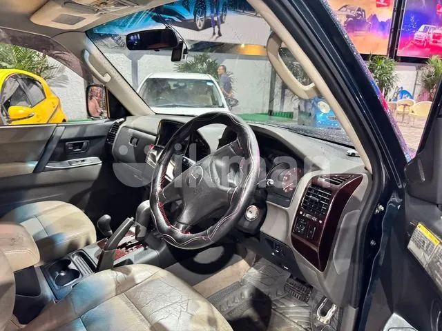 Mitsubishi Montero 2002 photo 5