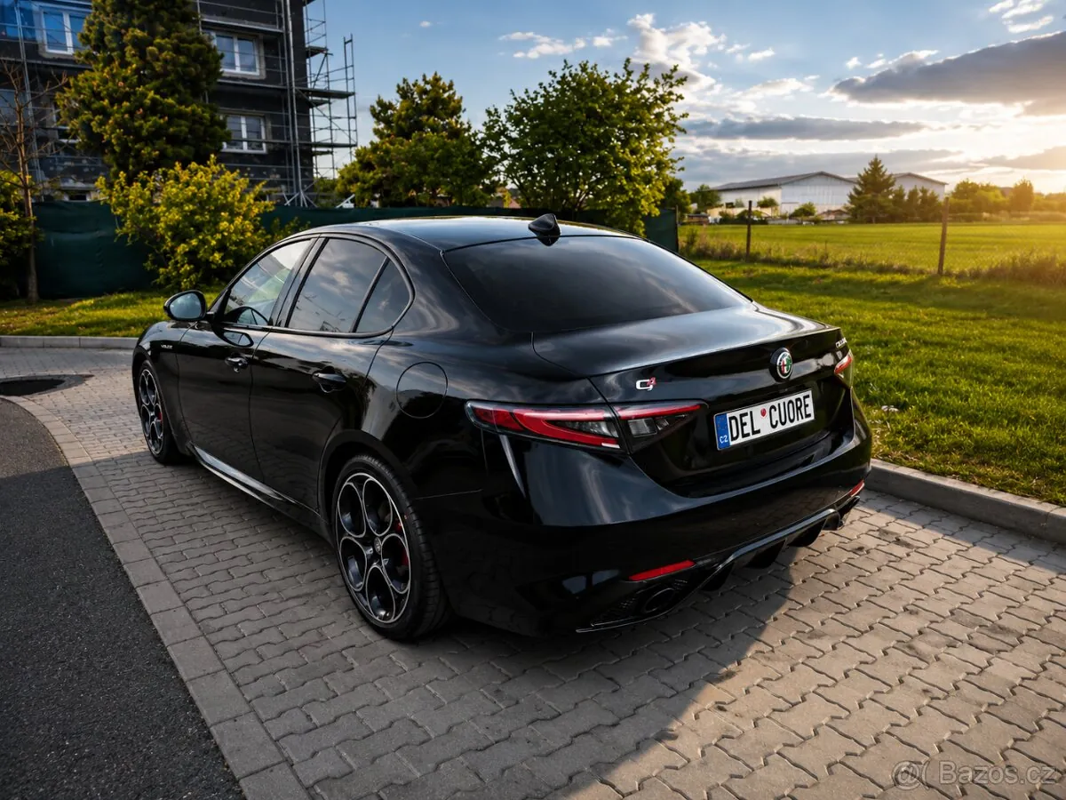 Alfa Romeo Giulia 2025 photo 4