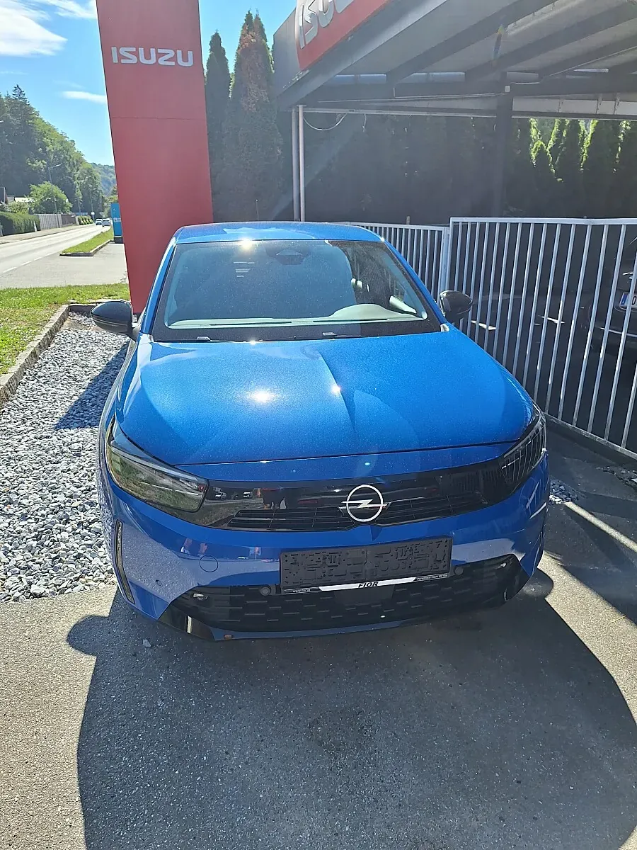 Opel Corsa photo 2