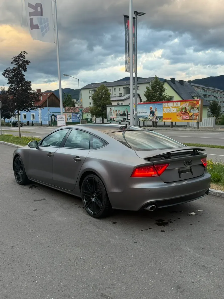 Audi A7 2012 photo 2