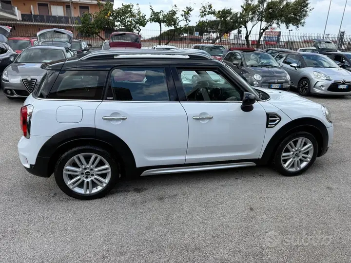 Mini Mini Countryman 2017 photo 4